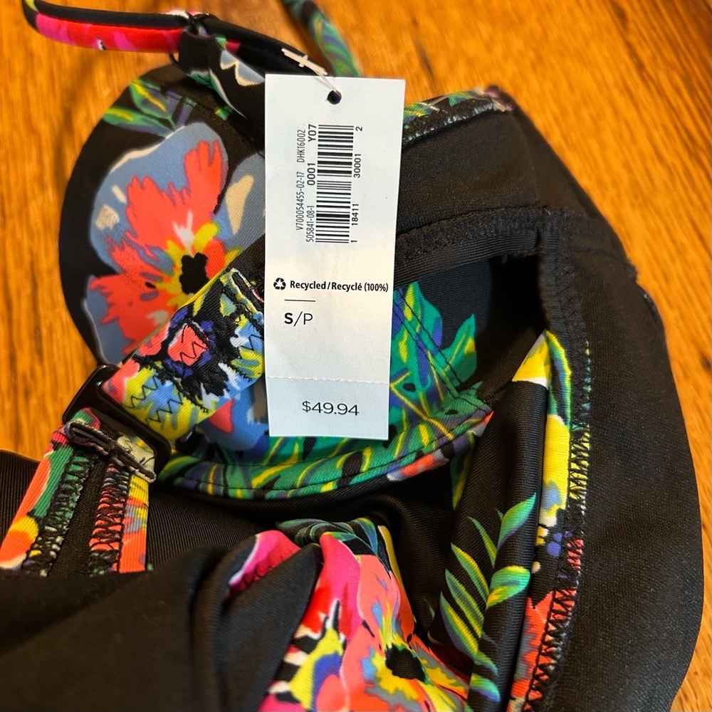 Old Navy Convertible One Piece Underwire Swimsuit Women’s Small Black Floral NEW - Picture 8 of 8